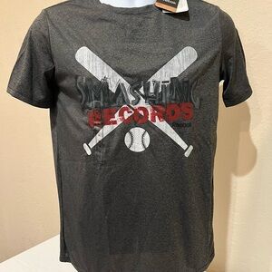 NWT Boys Youth Reebok Gray Graphic T-Shirt XL 18-20